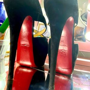 Authentic Christian Louboutin 38 European size used no box 📦